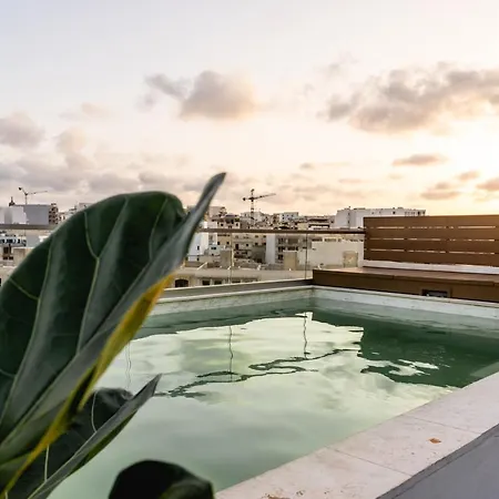 Luxurious Penthouse With Private Pool, Wifi & Ac By 360 Estates