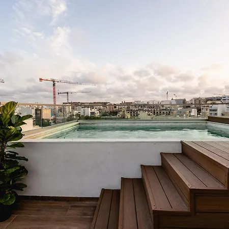 Apartament Luxurious Penthouse With Private Pool, Wifi & Ac By 360 Estates Msida