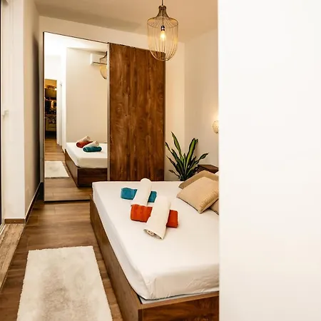 Apartament Luxurious Penthouse With Private Pool, Wifi & Ac By 360 Estates