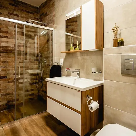 Luxurious Penthouse With Private Pool, Wifi & Ac By 360 Estates Apartament *