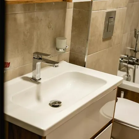 Luxurious Penthouse With Private Pool, Wifi & Ac By 360 Estates Apartament
