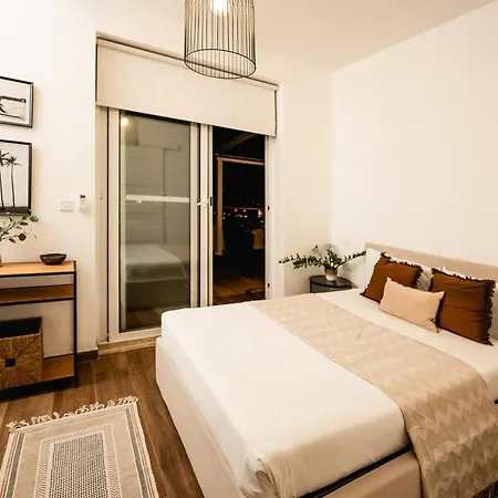 Luxurious Penthouse With Private Pool, Wifi & Ac By 360 Estates * Msida