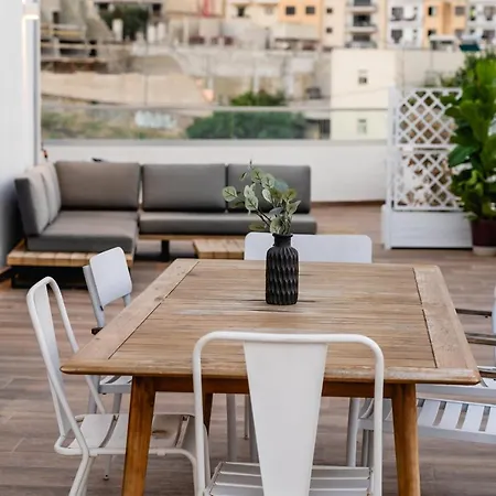 Apartment Luxurious Penthouse With Private Pool, Wifi & Ac By 360 Estates