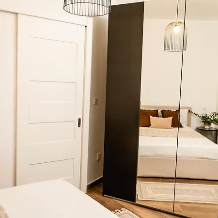 Luxurious Penthouse With Private Pool, Wifi & Ac By 360 Estates * Msida