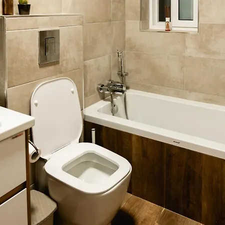 Luxurious Penthouse With Private Pool, Wifi & Ac By 360 Estates