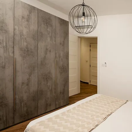 Apartment Luxurious Penthouse With Private Pool, Wifi & Ac By 360 Estates